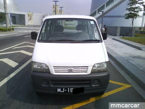 SUZUKI CARRY STANDARD-ROOF VAN M/T