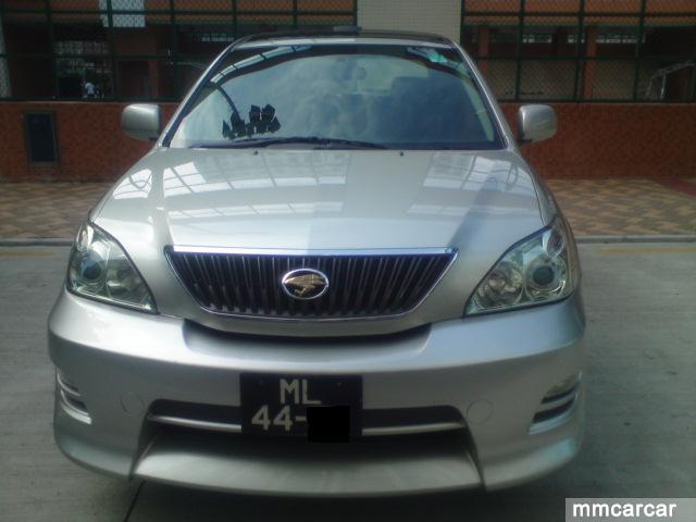 TOYOTA HARRIER 2.4 2WD A/T
